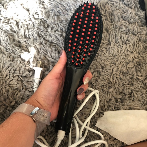 Other - Straightening/heat hair brush